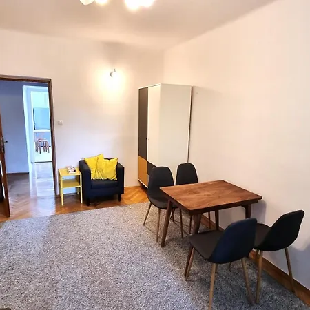 W Centrum Na Spokojnie Апартаменты *