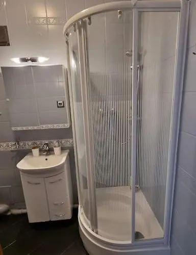 W Centrum Na Spokojnie * وارسو